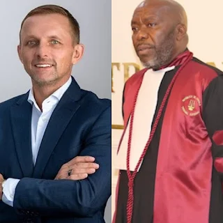 Ex-presidente do Tribunal Supremo Joel Leonardo e empresário Tomasz Dowbor envolvidos em negócio de vendas de casas aos Juízes